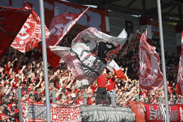 240525 Halle Saale Sachsen Anhalt Leuna Chemie Stadion Sport Fußball Hallescher FC Halle HFC Regionalliga Nordost 4 Liga Männer Saison 2024 2025 Landespokal FSA Finale Pokalfinale 2025 Hallescher FC 1 FC Lok Stendal hfc fans