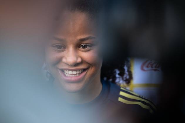 250526 Felicia Schröder of the Swedish women™s national football team in mixed zone after a training session on May 26, 2025 in Fidenza Photo Ludvig Thunman BILDBYRAN code LT LT0701 fotboll football soccer fotball träning practice training sverige sweden dam bbeng Copyright: LUDVIGxTHUNMAN BB250526LT072