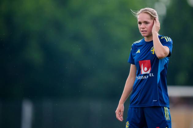 250527 Hanna Lundkvist of the Swedish women™s national football team during a training session on May 27, 2025 in Fidenza Photo Ludvig Thunman BILDBYRAN kod LT LT0702 fotboll football soccer fotball sverige sweden dam bbeng  Copyright: LUDVIGxTHUNMAN BB250527LT004