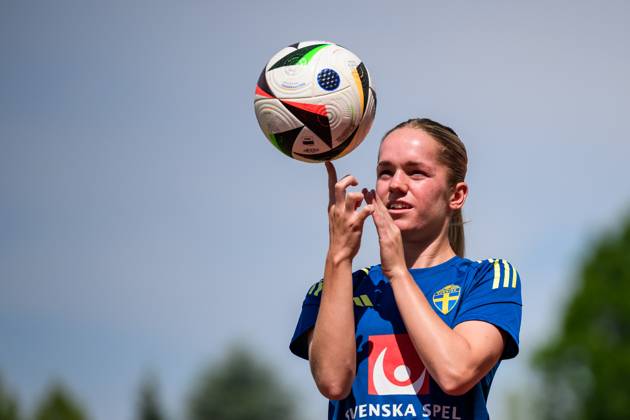 250528 Hanna Lundkvist of the Swedish women™s national football team during a training session on May 28, 2025 in Fidenza Photo Ludvig Thunman BILDBYRAN code LT LT0703 fotboll football soccer fotball träning practice training sverige sweden dam bbeng  Copyright: LUDVIGxTHUNMAN BB250528LT006
