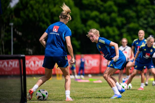 250528 Hanna Lundkvist of the Swedish women™s national football team during a training session on May 28, 2025 in Fidenza Photo Ludvig Thunman BILDBYRAN code LT LT0703 fotboll football soccer fotball träning practice training sverige sweden dam bbeng  Copyright: LUDVIGxTHUNMAN BB250528LT020