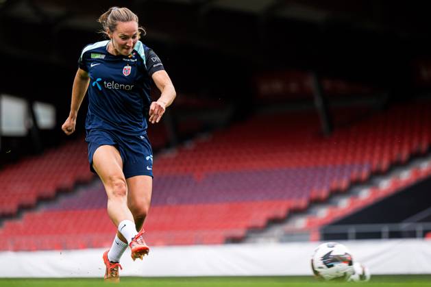 250602 Marit Bratberg Lund of the Norwegian women s national football team during a training session on June 2, 2025 in Sion Photo Marius Simensen BILDBYRAN COP 238 bbeng dam football fotball fotboll norge norway practice soccer training trening träning uefa women s nations league  Copyright: MARIUSxSIMENSEN BB250602BB632