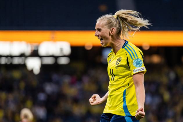 250603 Stina Blackstenius of Sweden celebrates after scoring 4 1 during the Women s Nations League football match between Sweden and Denmark on June 3, 2025 in Stockholm Photo Joel Marklund BILDBYRAN kod JM JM0698 fotboll football soccer fotball nations league uefa womens nations league sverige sweden danmark denmark dam bbeng bbauto jubel Copyright: JOELxMARKLUND BB250603JM060