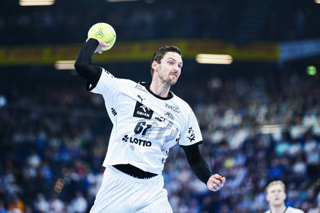 Throw Goal Hendrik Pekeler THW Kiel, 61 GER, THW Kiel vs ThSV Eisenach, Handball, Bundesliga, Matchday 34, Season 2024 2025, 08 06 2025 GER, THW Kiel vs ThSV Eisenach, Handball, Bundesliga, Matchday 34, Season 2024 2025, 08 06 2025 Kiel Copyright: xEibner-Pressefoto MarcelxvonxFehrnx EP_MFN