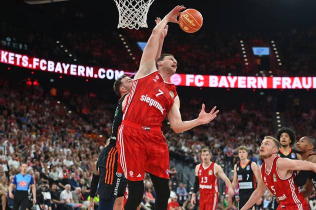 Johannes VOIGTMANN FCB , action,duel against Philipp HERKENHOFF Ulm Basketball BBL,season 2024 2025 1 final, FC Bayern Muenchen Ratiopharm Ulm 82 66 on 15 06 2025, S A P G A R D EN