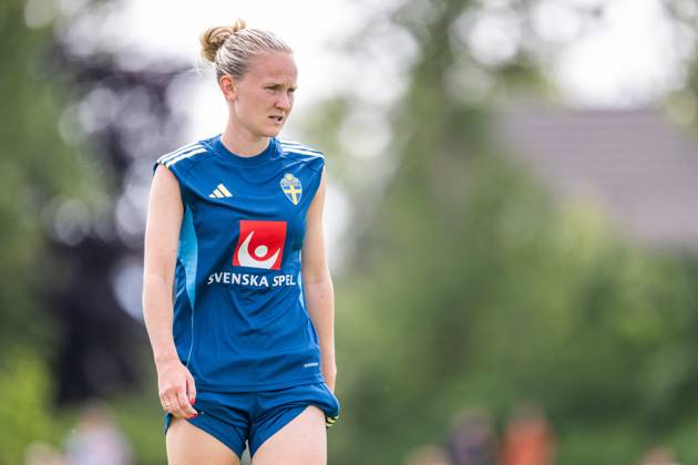250623 Matilda Vinberg of the Swedish women™s national football team during a training session on June 23, 2025 in Ahus Photo Mathias Bergeld BILDBYRAN code MB MB1148 fotboll football soccer fotball träning practice training sverige sweden dam bbeng women kvinner Copyright: MATHIASxBERGELD BB250623MB148