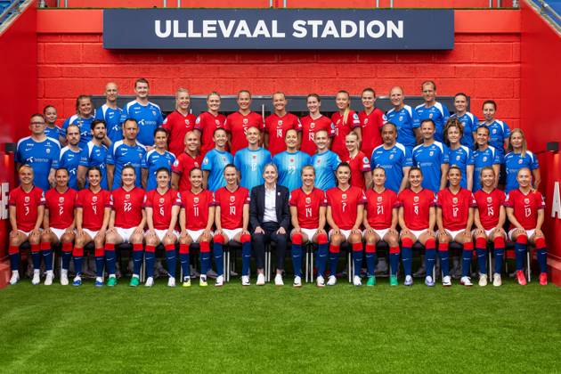 250623 Players and staff of the Norwegian women s national football team pose for a team photo ahead of the UEFA Women s Euro on June 23, 2025 in Oslo Top row, left to right Content producer Anniken Saetre Pedersen, physio Rikke Kommedahl Berg, physio Per Otto Ringstad, masseur Marius Eriksrud, Sophie Roman Haug, Mathilde Harviken, Guro Bergsvand, Frida Maanum, Elisabeth Terland, Synne Sofie Kinden Jensen, Marthine ostenstad, kit manager John Konstad, doctor Trygve Hunemo, content producer Ingvild Isaksen and performance mindset coach Sally Needham Middle row Media officer Henning Sverdrup, analyst Morten Olsen, analyst Simon Tengwall Hansen, coach Terje Skjeldestad, assistant coach Ingvild Stensland, Maria Thorisdottir, Cecilie Fiskerstrand, Selma Panengstuen, Aurora Mikalsen, Sunniva Skoglund, Karina Saevik, assistant coach Lee Skyrme, goalkeeper coach Jon Knudsen, fitness coach Frankie Hunter, kit manager Ingunn Berger Saether and team manager Jeanette Ringstad Front row Emilie Woldvik, Marit Bratberg Lund, Tuva Hansen, Signe Gaupset, Maren Mjelde, Guro Reiten, Caroline Graham Hansen, head coach Gemma Grainger, Ada Hegerberg, Ingrid Syrstad Engen, Lisa Naalsund, Vilde Boe Risa, Celin Bizet, Justine Kielland and Thea Bjelde Photo Vegard Grott BILDBYRAN kod VG VG0770 bbeng fotboll fotball dam norge norway lagbilde lagfoto lagbild team picture team photo precamp uefa euro em kvinner em 2025 Copyright: VEGARDxGRoTT BB250623VG036