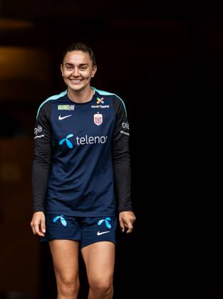 250624 Vilde Boe Risa of the Norwegian women s national football team ahead of a training session on June 24, 2025 in Oslo Photo Vegard Grott BILDBYRAN kod VG VG0772 bbeng fotboll football soccer fotball norge norway women dam träning practice training trening pre camp precamp  Copyright: VEGARDxGRoTT BB250624VG002