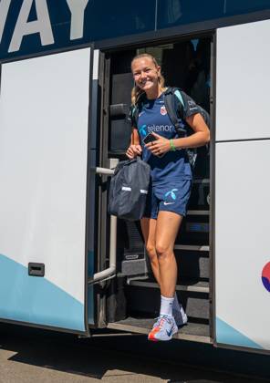 250629 Frida Maanum of the Norwegian women s national football team arrives at a training session ahead of the UEFA Women s Euro 2025 on June 29, 2025 in Neuchatel Photo Vegard Grott BILDBYRAN kod VG VG0774 bbeng fotboll football soccer fotball fotballs em fotball em europamästerskap em uefa womens euro em 2025 träning practice training trening norge norway dam day 3 Copyright: VEGARDxGRoTT BB250629VG027