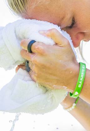 250630 Frida Maanum of the Norwegian women s national football team cools down during a training session ahead of the UEFA Women s Euro 2025 on June 30, 2025 in Neuchatel Photo Vegard Grott BILDBYRAN kod VG VG0775 bbeng fotboll football soccer fotball fotballs em fotball em europamästerskap em uefa womens euro em 2025 träning practice training trening norge norway dam day 2 Copyright: VEGARDxGRoTT BB250630VG016