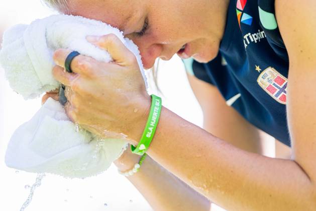 250630 Frida Maanum of the Norwegian women s national football team cools down during a training session ahead of the UEFA Women s Euro 2025 on June 30, 2025 in Neuchatel Photo Vegard Grott BILDBYRAN kod VG VG0775 bbeng fotboll football soccer fotball fotballs em fotball em europamästerskap em uefa womens euro em 2025 träning practice training trening norge norway dam day 2 Copyright: VEGARDxGRoTT BB250630VG017