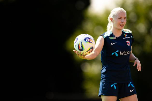 250630 Thea Bjelde of the Norwegian women s national football team during a training session ahead of the UEFA Women s Euro 2025 on June 30, 2025 in Neuchatel Photo Vegard Grott BILDBYRAN kod VG VG0775 bbeng fotboll football soccer fotball fotballs em fotball em europamästerskap em uefa womens euro em 2025 träning practice training trening norge norway dam day 2  Copyright: VEGARDxGRoTT BB250630VG037