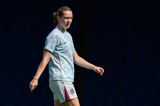 250701 Elisabeth Terland of the Norwegian women s national football team during a training session ahead of the UEFA Women s Euro 2025 on July 1, 2025 in Basel Photo Vegard Grott BILDBYRAN kod VG VG0777 bbeng fotboll football soccer fotball fotballs em fotball em europamästerskap em uefa womens euro em 2025 träning practice training trening norge norway dam day 1 Copyright: VEGARDxGRoTT BB250701VG007