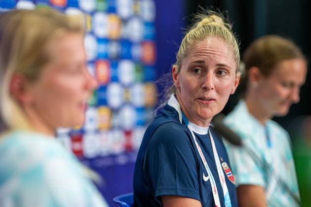250701 Head coach Gemma Grainger of the Norwegian women s national football team during a press conference ahead of the UEFA Women s Euro 2025 on July 1, 2025 in Basel Photo Vegard Grott BILDBYRAN kod VG VG0776 bbeng fotboll football soccer fotball fotballs em fotball em europamästerskap em uefa womens euro em 2025 pressekonferanse press conference norge norway dam day 1 Copyright: VEGARDxGRoTT BB250701VG019