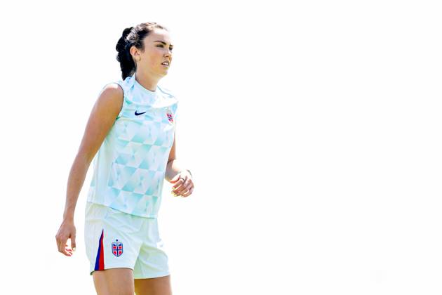 250705 Ingrid Syrstad Engen of the Norwegian women s national football team at a training session during the UEFA Women s Euro 2025 on July 5, 2025 in Neuchatel Photo Vegard Grott BILDBYRAN kod VG VG0780 bbeng fotboll football soccer fotball fotballs em fotball em europamästerskap em uefa womens euro em 2025 träning practice training trening norge norway dam day4 Copyright: VEGARDxGRoTT BB250705VG016