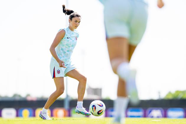250705 Ingrid Syrstad Engen of the Norwegian women s national football team at a training session during the UEFA Women s Euro 2025 on July 5, 2025 in Neuchatel Photo Vegard Grott BILDBYRAN kod VG VG0780 bbeng fotboll football soccer fotball fotballs em fotball em europamästerskap em uefa womens euro em 2025 träning practice training trening norge norway dam day4 Copyright: VEGARDxGRoTT BB250705VG018