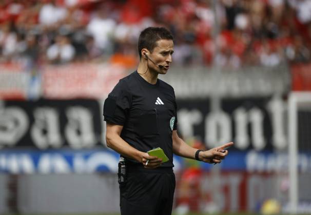 230625 Halle Saale Saxony Anhalt Leuna Chemie Stadion Sport Football Hallescher FC Halle HFC Regionalliga Nordost 4 Liga Men Season 2025 2026 1 Matchday Hallescher FC BFC Dynamo Referee Daniel Bartnitzki