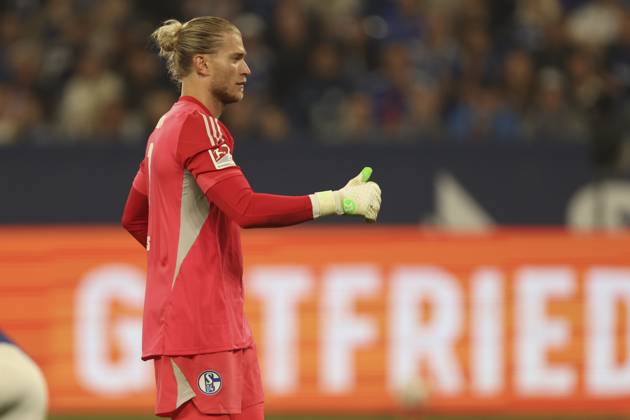 Goalkeeper Loris Karius FC Schalke 04 gestures, gestures during the 2 Bundesliga match between FC Schalke 04 and Hertha BSC, Veltins Arena on August 01, 2025 in Gelsenkirchen, Germany Photo by Oliver Kaelke DeFodi Images Goalkeeper Loris Karius FC Schalke 04 gestures during the 2 Bundesliga match between FC Schalke 04 and Hertha BSC at Veltins Arena on August 1, 2025 in Gelsenkirchen, Germany Photo by Oliver Kaelke DeFodi Images DFB DFL REGULATIONS PROHIBIT ANY USE OF PHOTOGRAPHS AS IMAGE SEQUENCES AND OR QUASI VIDEO Photo by Oliver Kaelke DeFodi Images