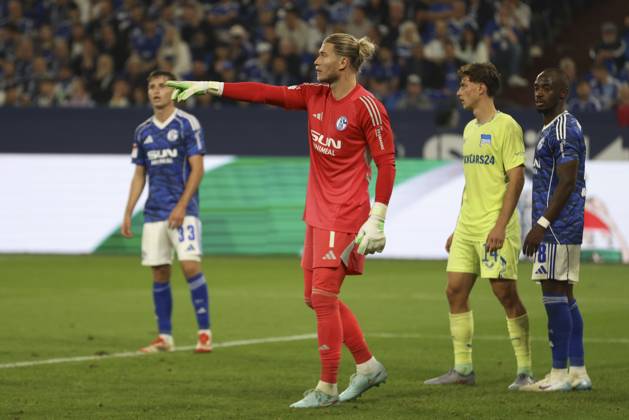 Goalkeeper Loris Karius FC Schalke 04 gestures, gestures during the 2 Bundesliga match between FC Schalke 04 and Hertha BSC, Veltins Arena on August 01, 2025 in Gelsenkirchen, Germany Photo by Oliver Kaelke DeFodi Images Goalkeeper Loris Karius FC Schalke 04 gestures during the 2 Bundesliga match between FC Schalke 04 and Hertha BSC at Veltins Arena on August 1, 2025 in Gelsenkirchen, Germany Photo by Oliver Kaelke DeFodi Images DFB DFL REGULATIONS PROHIBIT ANY USE OF PHOTOGRAPHS AS IMAGE SEQUENCES AND OR QUASI VIDEO Photo by Oliver Kaelke DeFodi Images