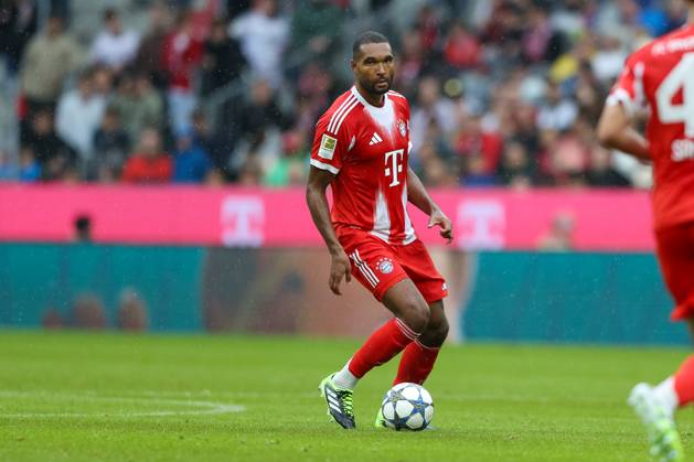 Jonathan Tah FC Bayern Muenchen, 04 with ball, GER, FC Bayern Muenchen vs Olympique Lyon, Football, Test match, Season 2025 2026, 02 08 2025, GER, FC Bayern Muenchen vs Olympique Lyon, Football, Test match, Season 2025 2026, 02 08 2025 Muenchen Copyright: xEibner-Pressefoto JennixMaulx EP_JML