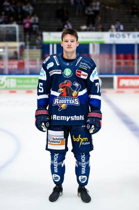 Julian Napravnik Iserlohn Roosters, 75 , GER, first joint ice training of the Iserlohn Roosters, ice hockey, Penny DEL, pre-season preparation, 2025 2026 season, 09 08 2025, GER, first joint ice training of the Iserlohn Roosters, ice hockey, Penny DEL, pre-season preparation, 2025 2026 season, 09 08 2025 Iserlohn Copyright: xJonasxBrockmann Eibner-Pressefotx EP_JBN