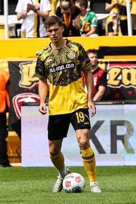 Alexander Rossipal SG Dynamo Dresden,19 2 Soccer Bundesliga Season 2025 2026 SG Dynamo Dresden vs 1 FC Magdeburg at Rudolf Harbig Stadium in Dresden Soccer,Man,Men,Germany,09 08 2025