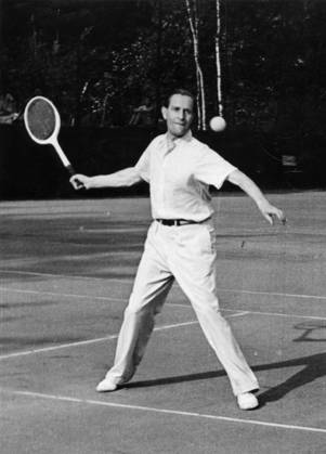 Tennis u B Z Gottfried from Cramm Germany 1949 ATTENTION date estimated !ACHTUNG AUFNAHMEDATUM GESCHÄTZT!