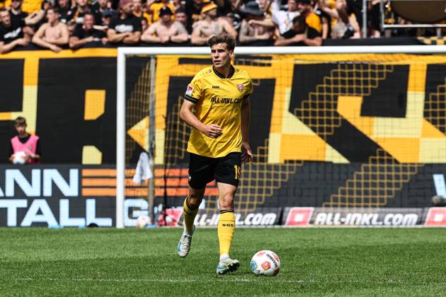 Alexander Rossipal SG Dynamo Dresden,19 2 Soccer Bundesliga Season 2025 2026 SG Dynamo Dresden vs 1 FC Magdeburg at Rudolf Harbig Stadium in Dresden Freisteller,action,soccer,man,men,Germany,09 08 2025