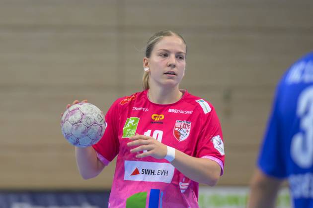 Viktoria Marksteiner Halle, 10 , SV Union Halle Neustadt HC Leipzig, Handball Women, Bundesliga, Halle Saale Cup, Final, Season 2025 26, 16 08 2025 Halle SWH Arena Sachsen Anhalt Germany