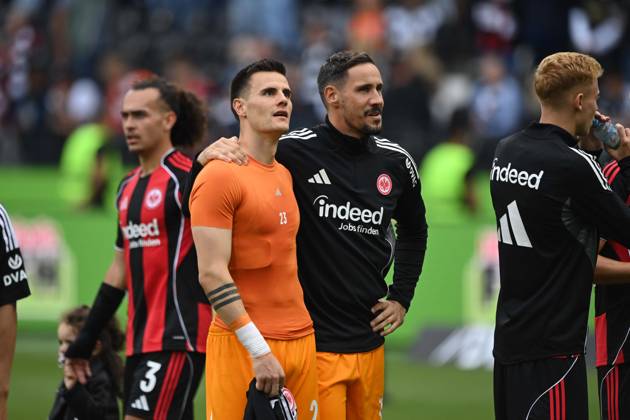Schlussjubel, Jubel, jubeln, Freude, cheers, Torwart Michael ZETTERER F und Torwart Jens GRAHL F Fussball 1 Bundesliga Saison 2025 2026, 1 Spieltag, Spieltag1, matchday1, Eintracht Frankfurt F Werder Bremen HB 4 1 am 23 08 2025 im Deutsche Bank Park, Frankfurt Deutschland DFL regulations prohibit any use of photographs as image sequences and or quasi video Â