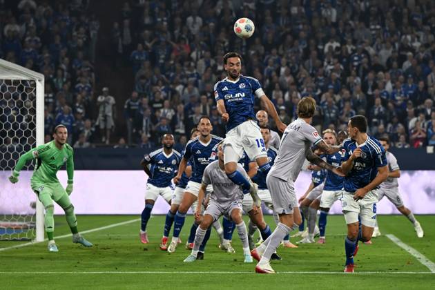 Kenan Karaman FC Schalke 04 in action, on the ball, single action during the 2 Bundesliga match between FC Schalke 04 and VfL Bochum, Veltins Arena on August 23, 2025 in Gelsenkirchen, Germany Photo by Ralf Treese DeFodi Images Kenan Karaman FC Schalke 04 controls the ball during the 2 Bundesliga match between FC Schalke 04 and VfL Bochum at Veltins Arena on August 23, 2025 in Gelsenkirchen, Germany Photo by Ralf Treese DeFodi Images