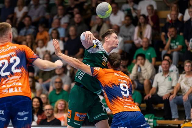 Oskar SUNNEFELDT FRISCH AUF Goeppingen, 27 scores a goal, Action, Goal throw FRISCH AUF Goeppingen FAG vs SKK Talent Pilsen, Handball, Men, Players Night, Test match, Season opening, Season 2025 2026, 23 08 2025 FRISCH AUF Goeppingen FAG vs SKK Talent Pilsen, Handball, Men, Players Night, Test match, Season opening, Season 2025 2026, 23 08 2025 Goeppingen Copyright: xEibnerxPressefoto OliverxSchmidtx EP_OST