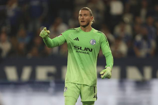 Goalkeeper Loris Karius FC Schalke 04 gestures, gestures during the 2 Bundesliga match between FC Schalke 04 and VfL Bochum, Veltins Arena on August 23, 2025 in Gelsenkirchen, Germany Photo by Oliver Kaelke DeFodi Images Goalkeeper Loris Karius FC Schalke 04 gestures during the 2 Bundesliga match between FC Schalke 04 and VfL Bochum at Veltins Arena on August 23, 2025 in Gelsenkirchen, Germany Photo by Oliver Kaelke DeFodi Images DFB DFL REGULATIONS PROHIBIT ANY USE OF PHOTOGRAPHS AS IMAGE SEQUENCES AND OR QUASI VIDEO Photo by Oliver Kaelke DeFodi Images