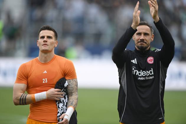 Schlussjubel, Jubel, jubeln, Freude, cheers, Torwart Michael ZETTERER F und Torwart Jens GRAHL F Fussball 1 Bundesliga Saison 2025 2026, 1 Spieltag, Spieltag1, matchday1, Eintracht Frankfurt F Werder Bremen HB 4 1 am 23 08 2025 im Deutsche Bank Park, Frankfurt Deutschland DFL regulations prohibit any use of photographs as image sequences and or quasi video Â