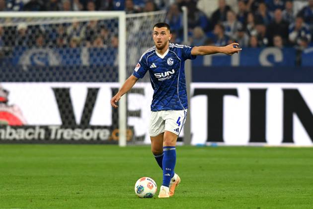 Hasan Kurucay FC Schalke 04 in action, on the ball, single action during the 2 Bundesliga match between FC Schalke 04 and VfL Bochum, Veltins Arena on August 23, 2025 in Gelsenkirchen, Germany Photo by Ralf Treese DeFodi Images Hasan Kurucay FC Schalke 04 controls the ball during the 2 Bundesliga match between FC Schalke 04 and VfL Bochum at Veltins Arena on August 23, 2025 in Gelsenkirchen, Germany Photo by Ralf Treese DeFodi Images Photo by Ralf Treese DeFodi Images