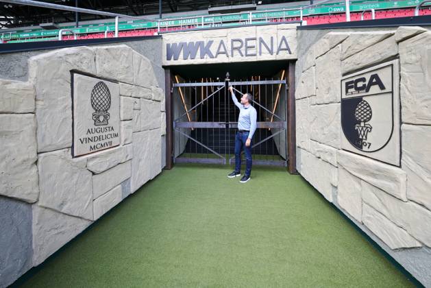 Managing Director Finance Michael Stroell FC Augsburg , The new players tunnel in the Roemer look, Press conference, FC Augsburg, Football, 1 Bundesliga season 2025 2026, 29 08 2025 Augsburg Bavaria Germany Copyright: xkolbert-press ChristianxKolbertx
