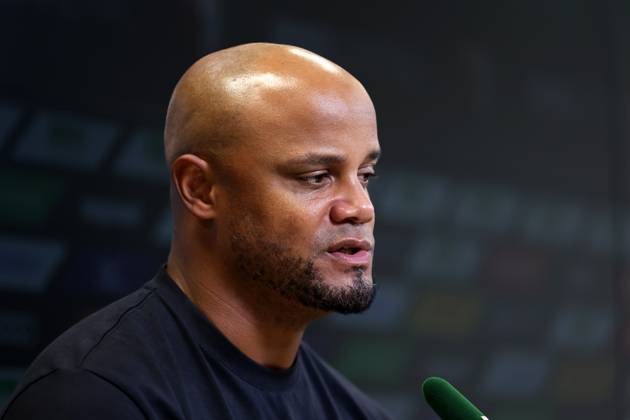 Football, Men, Season 2025 2026, FC Augsburg FC Bayern Munich, Bundesliga, WWK Arena Vincent Kompany, Coach FC Bayern Munich at the press conference after the match, Head, Portrait DFL DFB DFB regulations prohibit any use of photographs as image sequences and or quasi video