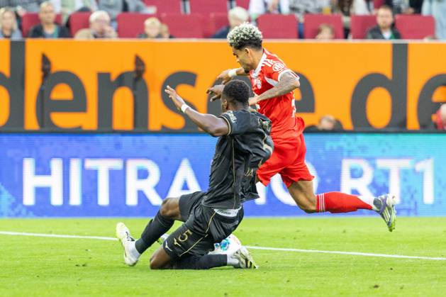 Chrislain Matsima FC Augsburg and Luis Diaz FC Bayern Muenchen v l in duel, FC Augsburg vs FC Bayern Muenchen, Soccer, 1 Bundesliga, 2 Matchday, 30 08 2025 DFB regulations prohibit any use of photographs as image sequences and or quasi video Copyright: xkolbert-press PeterxFastlx