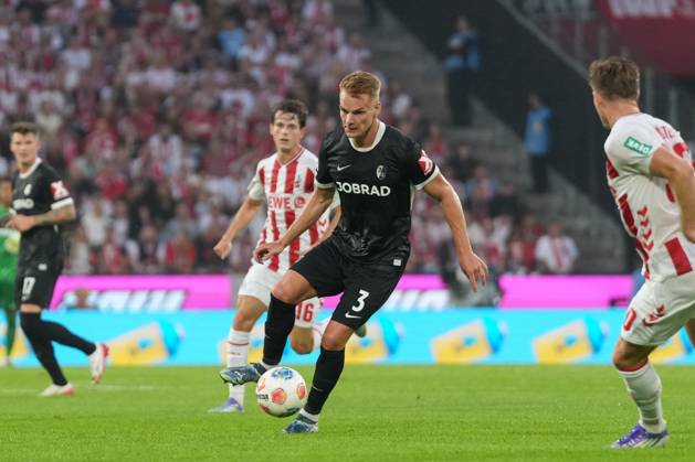 Philipp Lienhart SC Freiburg, 03 on the ball , Germany, Soccer, 1 Bundesliga, 2 Matchday, 2025 2026, 1 FC Köln vs SC Freiburg, 31 08 2025, RheinEnergieSTADION, Cologne, Germany DFL REGULATIONS PROHIBIT ANY USE OF PHOTOGRAPHS AS IMAGE SEQUENCES AND OR QUASI VIDEO Köln RheinEnergieSTADION Nordrhein Westfalen Germany Copyright: xArnexAmbergx