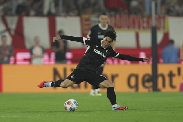 Yuito Suzuki SC Freiburg in action, on the ball, individual action during the Bundesliga match between 1 FC Köln and Sport Club Freiburg, RheinEnergieSTADION on August 31, 2025 in Cologne, Germany Photo by Oliver Kaelke DeFodi Images Yuito Suzuki SC Freiburg controls the ball during the Bundesliga match between 1 FC Köln and Sport Club Freiburg at RheinEnergieSTADION on August 31, 2025 in Köln, Germany Photo by Oliver Kaelke DeFodi Images DFL regulations prohibit any use of photographs as image sequences and or quasi video Photo by Oliver Kaelke DeFodi Images