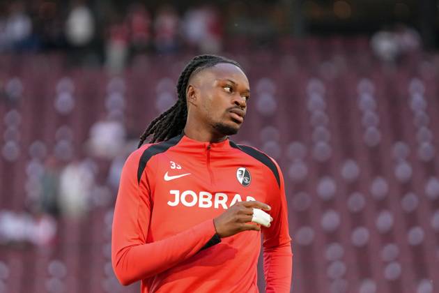 Jordy Makengo SC Freiburg, 33 , Germany, Football, 1 Bundesliga, 2 Matchday, 2025 2026, 1 FC Köln vs SC Freiburg, 31 08 2025, RheinEnergieSTADION, Cologne, Germany DFL REGULATIONS PROHIBIT ANY USE OF PHOTOGRAPHS AS IMAGE SEQUENCES AND OR QUASI VIDEO Köln RheinEnergieSTADION Nordrhein Westfalen Germany Copyright: xArnexAmbergx
