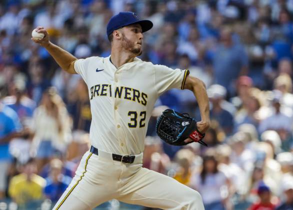 Milwaukee Brewers starting pitcher Jacob Misiorowski throws in the first inning of the MLB, Baseball Herren, USA game between the Philadelphia Phillies and the Milwaukee Brewers at American Family Filed in Milwaukee, Wisconsin on Monday, Sept. 1, 2025.  MIL20250901803 TANNENxMAURY