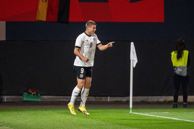 Soccer, Youth, Season 2025 26, U21, European Championship Qualification Group F 3 Matchday in Rostock, Germany Latvia, Nicolo Tresoldi U21, Germany , Cheering after goal to 3 0, 09 09 2025, Copyright: xMatthiasxKochx