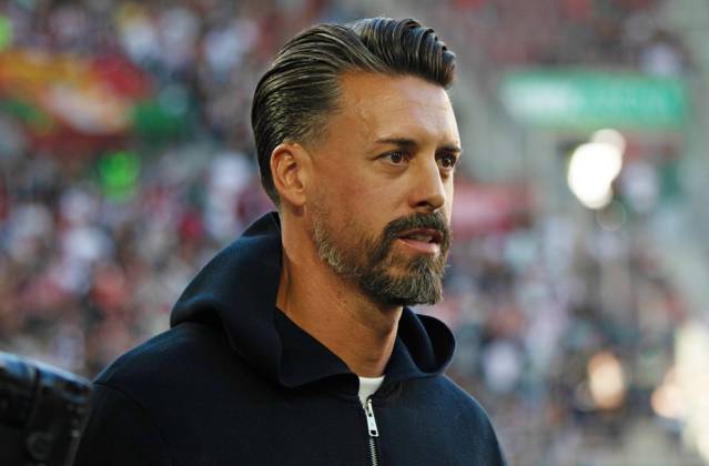 30 08 25 FC Augsburg FC Bayern Munich Germany, Augsburg, 30 08 2025, Football, Bundesliga, FC Augsburg FC Bayern Munich 2 3 Sandro Wagner Coach FC Augsburg