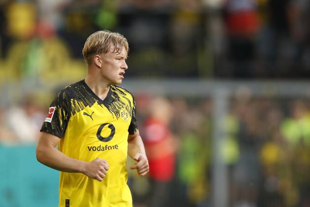 DORTMUND - Daniel Svensson of Borussia Dortmund during a friendly match between Borussia Dortmund and Juventus at Signal Iduna Park stadium on August 10, 2025, in Dortmund, Germany. ANP Hollandse Hoogte BART STOUTJESDIJK Borussia Dortmund - Juventus 2025 26 xVIxANPxSportx xBartxStoutjesdijkxIVx 535992851 originalFilename: 535992851