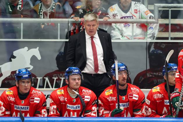 Head Coach Bill Peters Augsburger Panther , Augsburger Panther vs Adler Mannheim, 2 Matchday, Ice Hockey, Penny DEL, 14 09 2025 Augsburg Bayern Germany Copyright: xkolbert-press ChristianxKolbertx