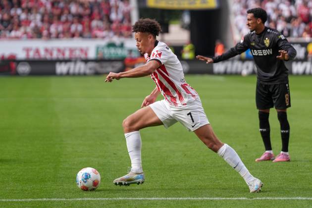Derry Scherhant SC Freiburg, 07 am Ball , Germany, Soccer, 1 Bundesliga, Matchday 3, 2025 2026, SC Freiburg vs VfB Stuttgart, 13 09 2025, Europa Park Stadion, Freiburg, Germany DFL REGULATIONS PROHIBIT ANY USE OF PHOTOGRAPHS AS IMAGE SEQUENCES AND OR QUASI VIDEO Freiburg Europa Park Stadion Baden Württemberg Germany Copyright: xArnexAmbergx