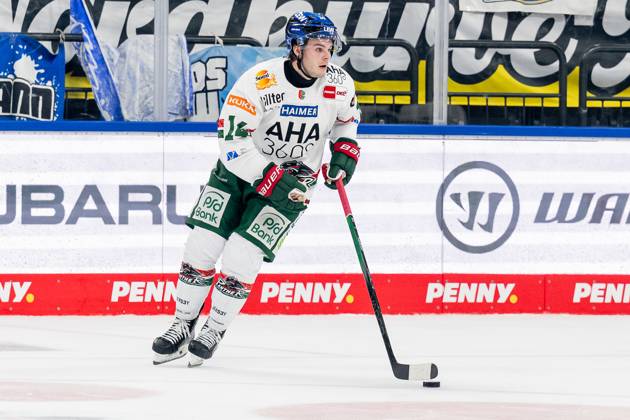 Donald D J Busdeker Augsburger Panther, 14 GER, EHC Red Bull Muenchen vs Augsburger Panther, Ice Hockey, DEL, Matchday 3, Season 2025 2026, 19 09 2025 GER, EHC Red Bull Muenchen vs Augsburger Panther, Ice Hockey, DEL, Matchday 3, Season 2025 2026, 19 09 2025 Muenchen Copyright: xEibner-Pressefoto HeikexFeinerx EP_HFR