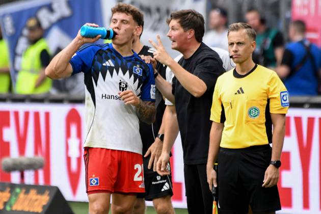 Nicolai Remberg Coach Merlin Polzin HSV Germany , Hamburg , Volksparkstadion , Football , 1 Bundesliga , Hamburger SV 1 FC Heidenheim
