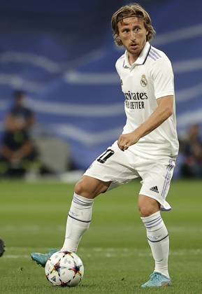 Real Madrid v RB Leipzig - UEFA Champions League MADRID, SPAIN - SEPTEMBER 14: Luka Modric of Real Madrid in action during the UEFA Champions League Group F soccer match between Real Madrid and RB Leipzig at Santiago Bernabeu Stadium in Madrid, Spain on September 14, 2022. Madrid Spain. Editorial use only. Please get in touch for any other usage. Copyright: x2025xAnadoluxBurakxAkbulutx